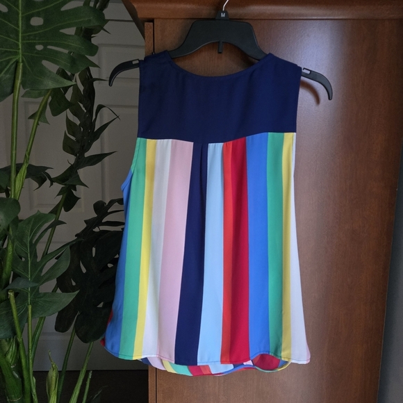 Tommy Hilfiger Colorful Striped Light And Sheer Sleeveless Blouse Size Medium - Picture 2 of 4